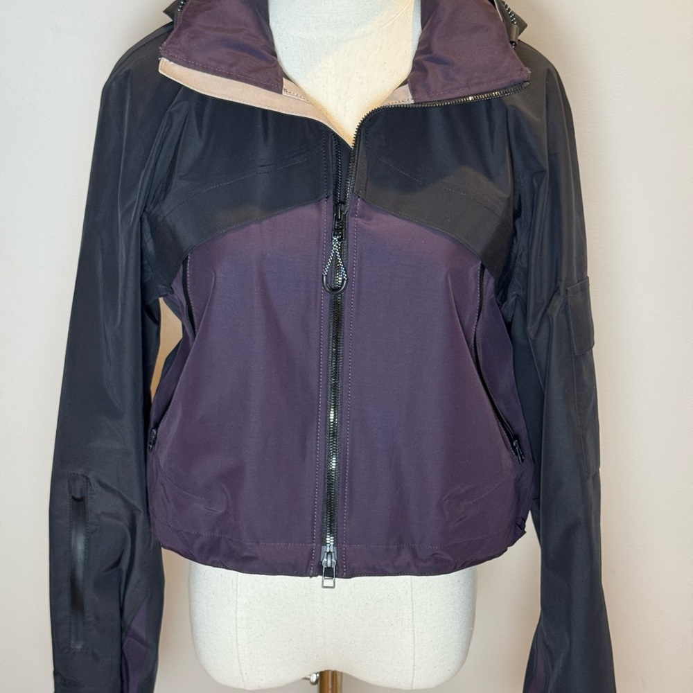 Theory Cropped Rain Jacket - Size S/P